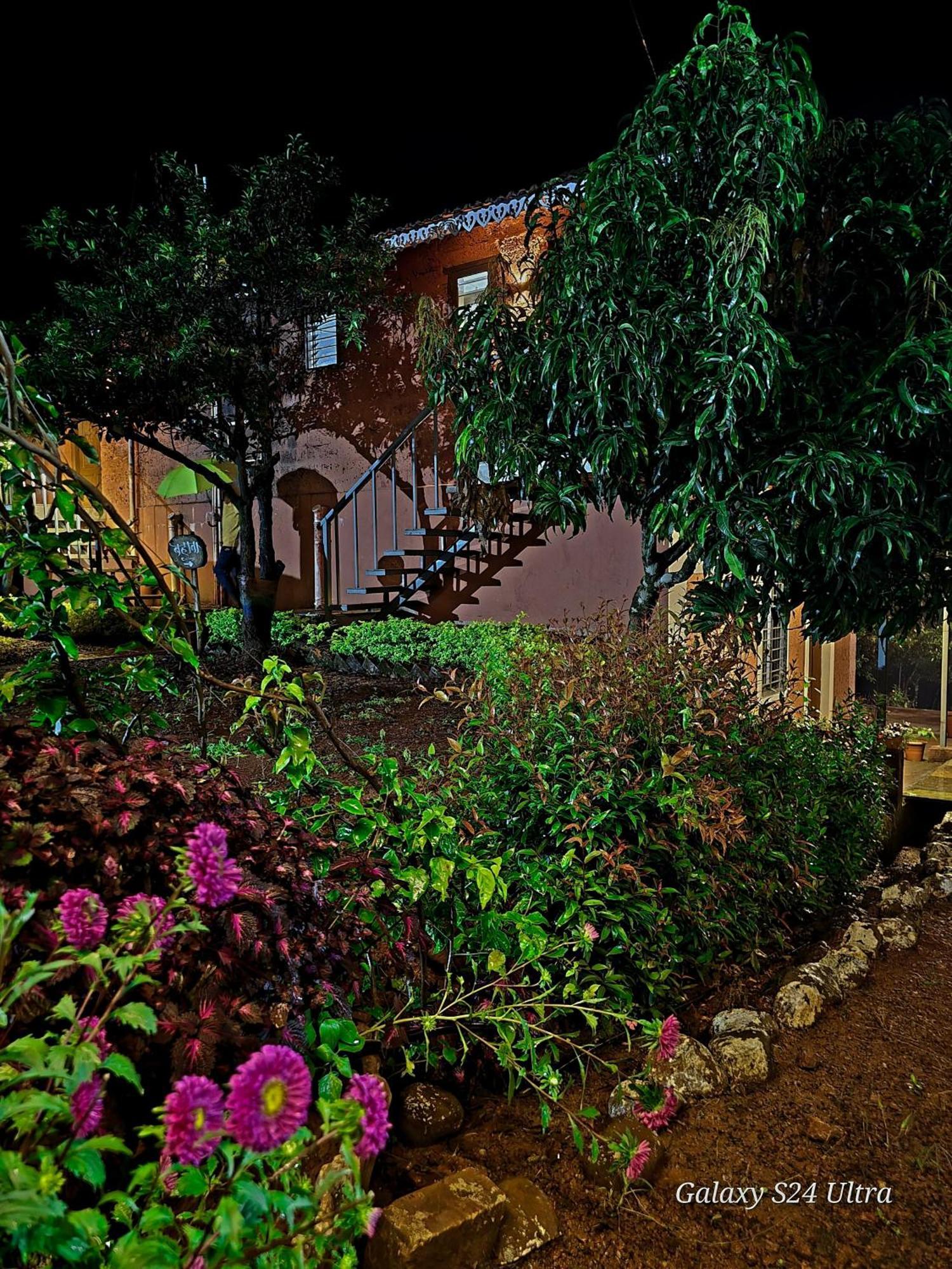 Chalobahills Farmstay Resort Ajra Dış mekan fotoğraf